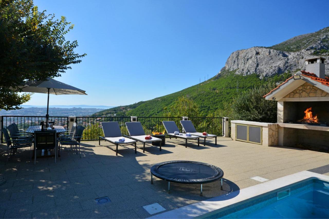 Villa Anteana With View And Pool Of 60M2 Solin Exterior photo